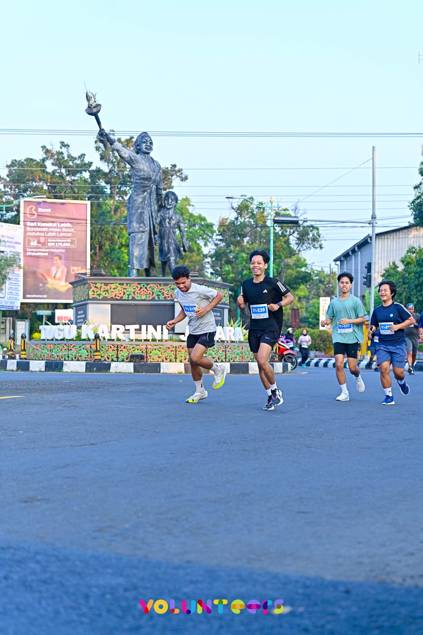 VUN RUN I 329 scaled